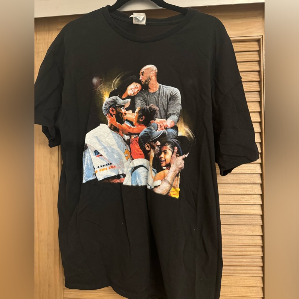 Kobe Bryant Memorial T-Shirt
Size XL